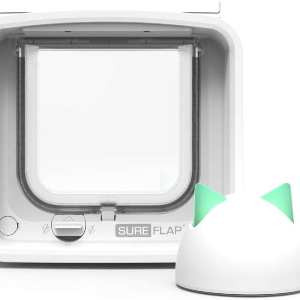 SureFlap Microchip Cat Door Connect with Hub Bundle